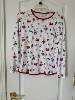 Little English Women’s Medium Christmas Santa Reindeer Pajama Top Holiday